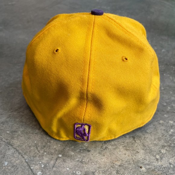 Los Angeles Lakers LAL New Era 59fifty NBA Fitted Cap Canary Yellow Purple 7 5/8 - Picture 6 of 10